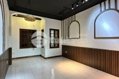 Bán nhà mặt phố nguyễn huy quang. đống đa. lô góc. ô tô. vỉa hè. dt 50m2. giá 21,46 tỷ.