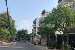 Bán căn gần chung cư bộ công an dt 80m2. giá 12 tỷ