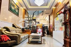 Định cư bán nhà đẹp 4 tầng hxh cmt8, 38m2, ngang 4m, 6.5 tỷ tl