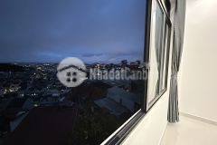Cho thuê nhà nguyên căn đà lạt có view, 4pn 4wc nhà trống, hẻm xe máy ngô thì sỹ, 17tr,lh 0888113882