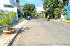 Kèo thơm nhà cấp 4 mặt tiền đường số, tân quy, quận 7