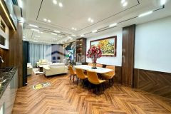 Chủ nhà bán gấp nhà siêu đẹp siêu thoáng khu vực trung tâm ở siêu sướng