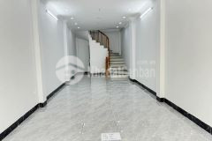 Nam từ liêm 5tang 40m ô tô qua nhà thông tứ phía mà chỉ hơn 4ti