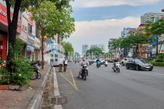 Bán nhà mặt phố tây sơn 35m2, mt5m. oto kinh doanh, hai thoáng 10.2 tỷ