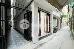 Bán nhà phố nguyễn văn cừ, 5 tầng, dt 32m2, mt 3.4m, giá 4 tỷ 950tr, vị trí sát cầu