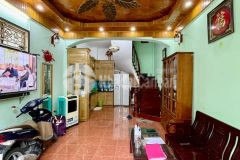 Nhà trung tâm hai bai trưng, phố 83 lô góc vượng khí tài lộc 40m2 nhỉnh 6 tỷ