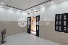 Bán nhanh nhà 3 tầng ngang 5.4m. gần sân bay.nguyễn trọng tuyển. 3.4 tỷ