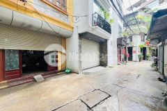 Bán nhà trường chinh 62m2, 5 tầng. oto vào nhà 40m ra phố 9.3 tỷ