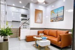 Bán nhà bạch mai lô góc gần trường học gần chơ sổ đỏ chính chủ giá hơn 3 tỷ