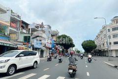 Bán nhà hxh 4 tầng ở kết hợp vp 71m2 ngang 4.2m gần kdc cityland phan văn trị 10.5 tỷ.