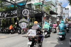 Ko có căn thứ 2, trần quang diệu,q3, hẻm thông, 2 tầng, 29m2, 3.99 tỷ