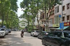 Bán gấp nhà phố cát linh, ô tô vào nhà, sổ hoa hậu dt 70m2, 4tầng, mt 4.5m, 12.5tỷ