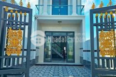 Nhà mới xây 1trệt 1lầu 80m.2 cần bán gấp 890 triệu, shr, bao sổ