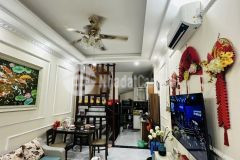 Bán nhà quận hai bà trưng, lô góc, mặt ngõ thông, gần phố, nhà 5 tầng tặng nội thất.