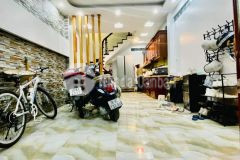 Bán nhà lô góc trung tâm quận ba đình phố giang văn minh ngõ rộng 7m ô tô tránh