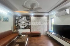 Bán nhà 5 tầng cổ điển a trung tâm hành chính huyện thanh trì, gần ô tô tránh, giá 4.95 tỷ