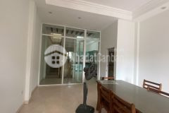 Mặt phố, đường ô tô, kinh doanh sầm uất phố hào nam, đống đa. 0911554873.