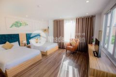 Bán biệt thự mới đẹp. khu biệt thự kiến tạo, cách biển bãi sau 100m. có hầm để ô tô