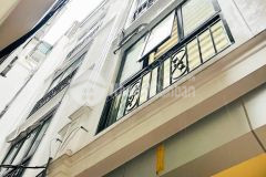 Bán nhà hoàng mai mt 4.6m dt 31m 5 tầng sổ đỏ chính chủ giá chưa đến 5 tỷ