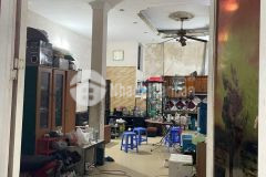 Bán nhà 5 tầng cũ, 56m2, gần mặt phố, đi bộ ra công viên quận hai bà trưng, chỉ hơn 6 tỷ