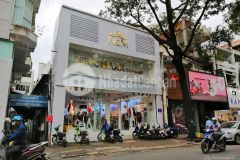 Bán nhà trung tâm quận 1. dt 4.5 x17. giá 38 tỷ