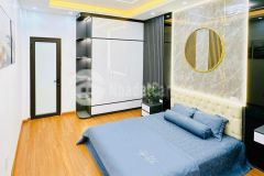 Bán nhà trần hữu tước, đống đa. 4mx10m, ở luôn, hơn 5 tỷ