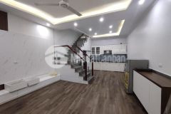 Sổ đỏ hoàn kiếm 5m ra mặt phố ô tô 45m5 tầng, giá hơn 5 tỷ