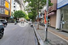 Bán gấp nhà mặt phố phan đình giót, lô góc 3 thoángdt 110m2, 6 tầng, mt 6.5m, 28.5tỷ