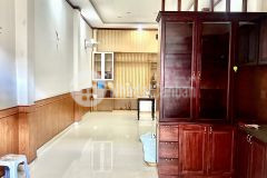 Nhà 3 tầng 2 mặt tiền đường nguyễn chí thanh đối diện ecocity 4.9 tỷ