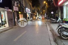 Bán nhà mặt phố vạn bảo nhỉnh 17 tỷ 48m2, 3t, mt4.6m trung tâm quận ba đình