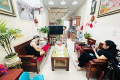 Nhà đẹp 38m 5 tầng gần phố yên xá nhỉnh 5 tỷ