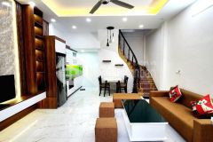 Bán nhà tân mai view hồ thoáng 46m4 tầng sổ đỏ chính chủ giá hơn 5 tỷ