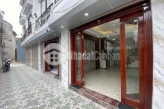 Chỉ từ 3.55 đến 4.15 tỷ sở hữu ngay nhà 5 tầng ô tô đỗ cổng ngay gần cấp 1 phúc lợi, long biên