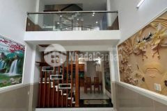 Cho thuê nhà 2.5 tầng núi thành, 18trth