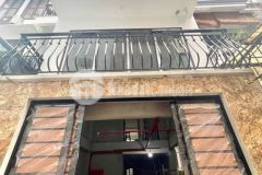 Bán apartment lạc long quân, 66m2, 7 tầng 11 phòng, dt 50 triệu, giá 14 tỷ 500 triệu