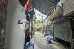 B.á.n nh.à bồ đề lb, dt 33.4m, 5 tầng, 5.2 tỷ