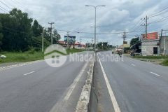 Đất, kho xưởng mặt tiền tl830,lương bình bến lức,long an tổng dt 2,4 ha giá 115 tỷ