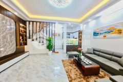 Bán nhà cực đẹp phố kim mã 7.8 tỷ 42m2, 5t, mt5.5m tặng full đồ trung tâm quân ba đình