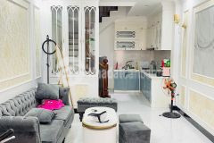 Hoa hậu thanh xuân, phố khương hạ 38m2 x 5t, giá 4.8 tỷ, ô tô đỗ sát nhà.