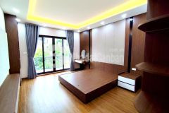 Bán nhà giải phóng 7 tầng thang máy long lanh ô tô dừng đỗ kinh doanh thanh xuân