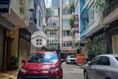 Bán nhà phố chùa láng 55m2, 5t, mt4.6m ô tô thông ngay hồ láng gần học viện ngoại giao