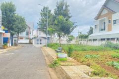 Bán khách sạn trung tâm, khu lô 90 liên nghĩa đức trọng, khu vip...