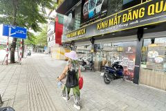 Bán nhà phân lô phạm văn đồng, trần quốc hoàn 45m2 x5tầng, kd sầm uất,ôtô 0969693855.