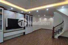 Nhà xây mới, thang máy, ô tô, 2 thoáng 48m x 7t giá 15 tỷ mai dịch cầu giấy