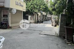 Mặt phố, gần hồ, ô tô tránh, kinh doanh phố đặng văn ngữ, đống đa. 0911554873.