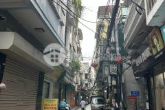 Bán nhà tây hồ, lạc long quân, ô tô đỗ, 40m 5 tầng 8.8 tỷ. ở ngay.