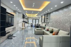 Thủ đứcbán nhà mới đẹp mặt tiền quốc lộ 13,121m25.5x22,3tầng 9.5tỷ.