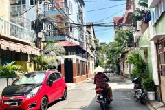 Gấp bán nhà quận phú nhuận, 5 tầng,ngang 4.8m, 69m2,gần hẻm xe hơi thông lê văn sỹ, chỉ 8.x tỷ
