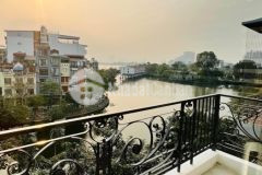 Bán nhà mặt phố yên hoa mặt hồ tây lộng gió 50m x6t lô góc 2 mặt tiền thoáng thang máy