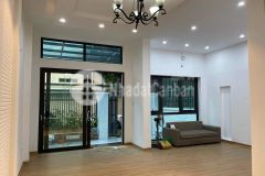 Bán biệt thự liền kề cầu giấy, phân lô thang máy, ô tô đỗ cửa ngày đêm